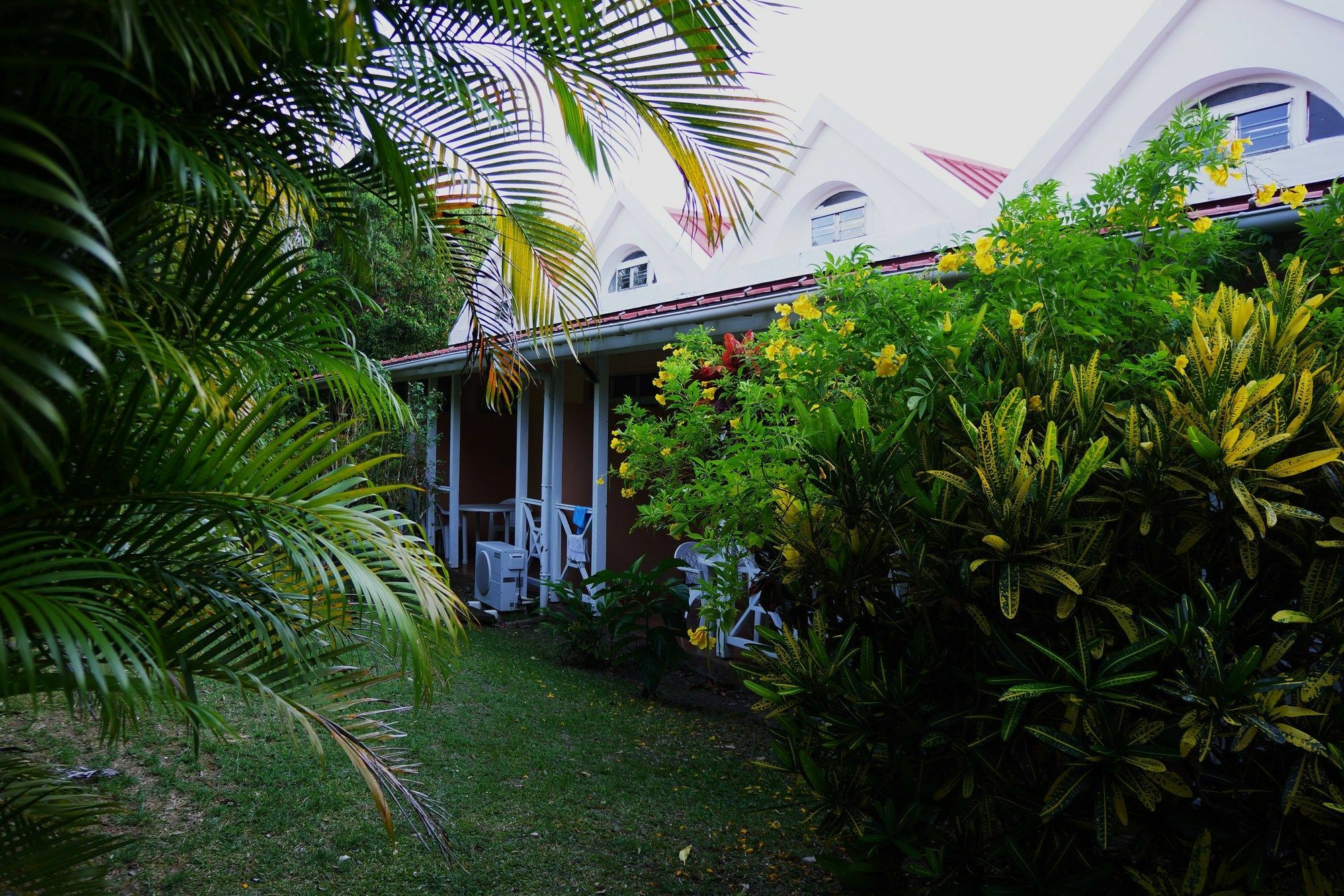 La Shana Hotel Sainte-Anne Exterior photo